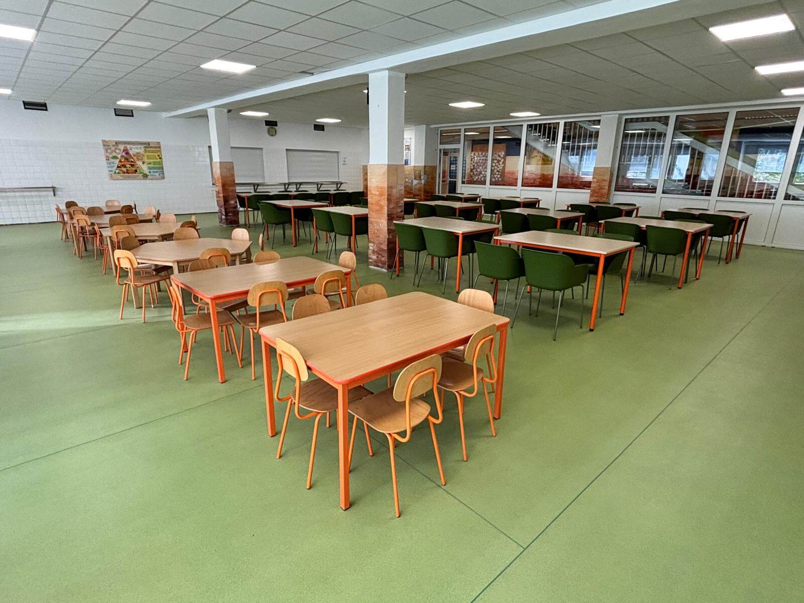 Nová podlaha v školskej jedálni